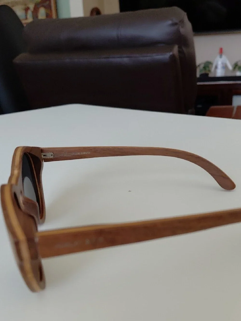 FINLAY AND CO MODEL BLWGNNS 020 Wooden Round Frame Sunglasses – Black Lenses
